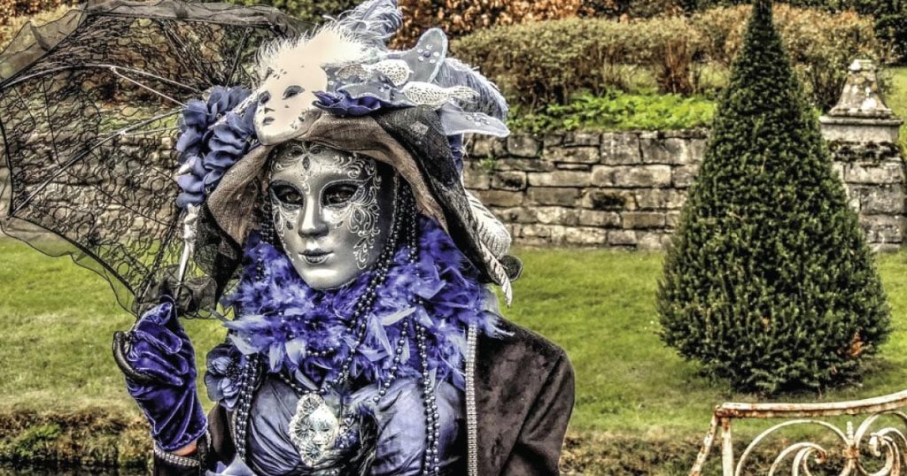 The 13 worst dressed in Oscar history